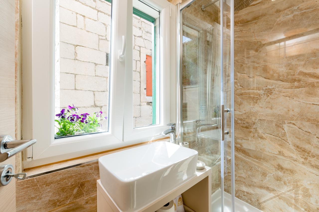 Agava Lux Rooms&Pool Split Ngoại thất bức ảnh